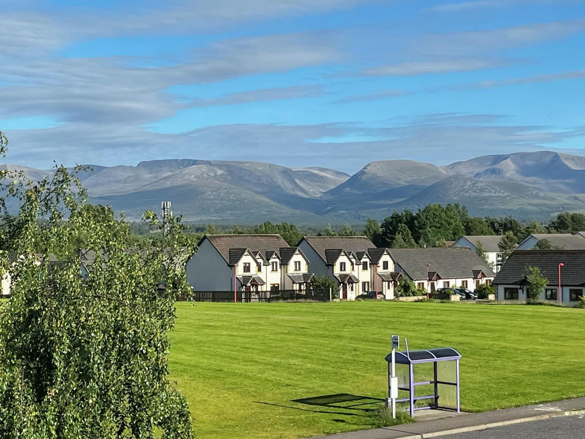 Villa The View At No10 Aviemore Exterior foto